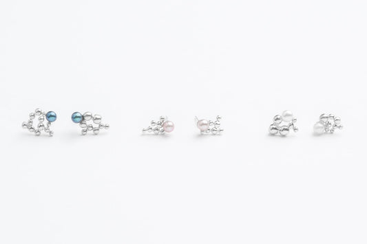 Clust Perle • Boucles d’oreilles puces en argent sterling avec perles naturelles